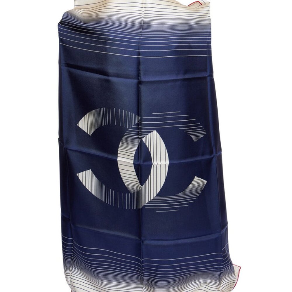 CHANEL BLUE SILK CC LOGO SHAWL - Picture 2 of 11